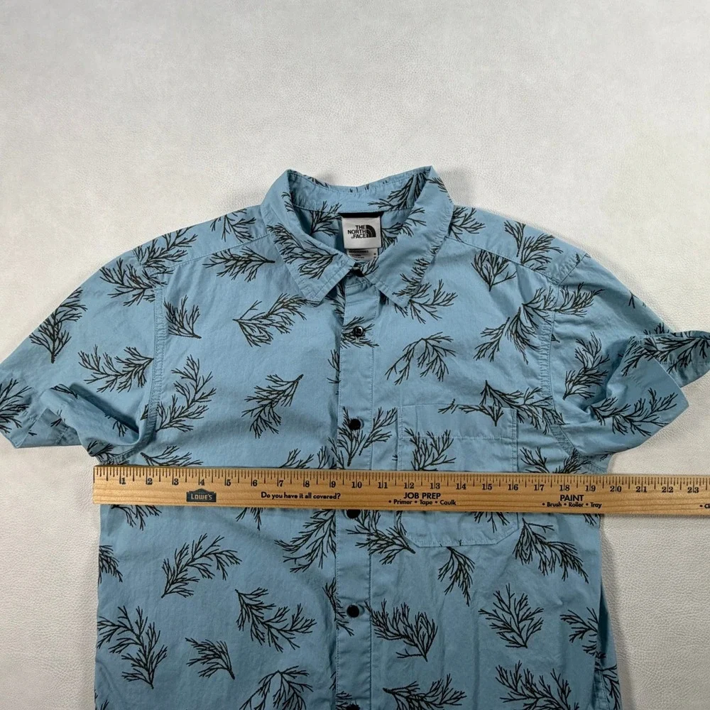 The North Face Mens Medium Blue Seaweed Print Cotton Short Sleeve Button Shirt